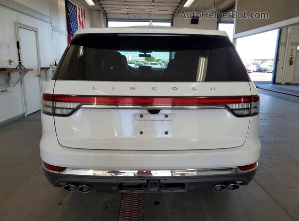 5LM5J7XC4LGL05484 2020 LINCOLN AVIATOR White Հետևի տեսք