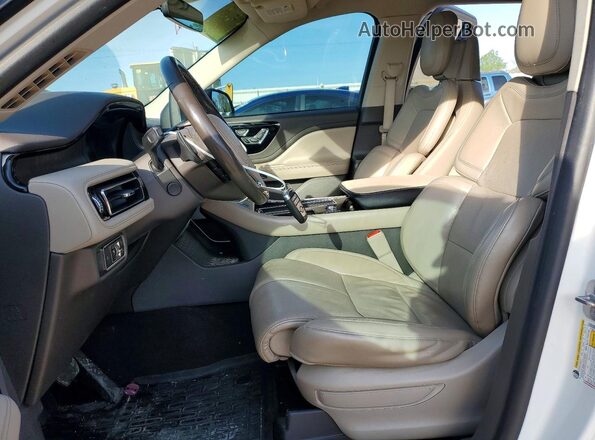 5LM5J7XC4LGL19482 2020 LINCOLN AVIATOR Белый Вид салона спереди
