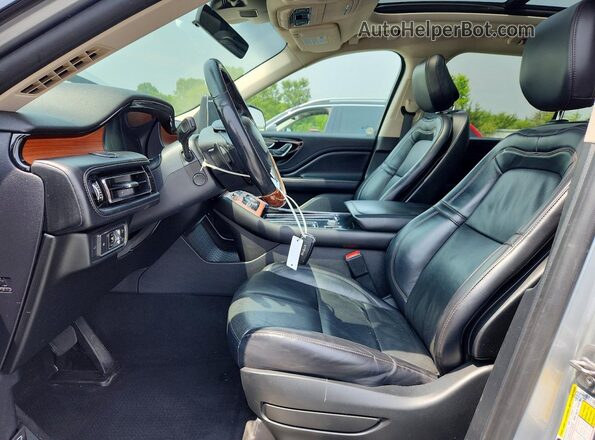 5LM5J7XC5LGL04571 2020 LINCOLN AVIATOR Silver Vista interior delantera