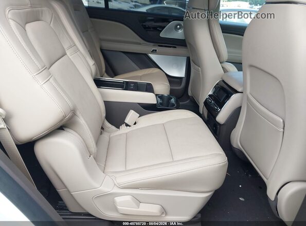 5LM5J7XC5NGL00992 2022 LINCOLN AVIATOR White VIN კოდის სტიკერის ხედი