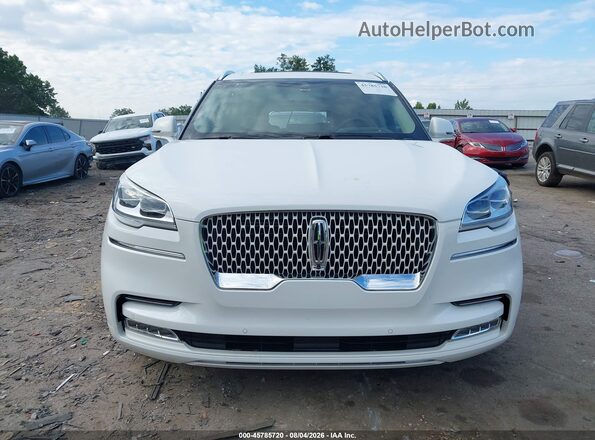 5LM5J7XC5NGL00992 2022 LINCOLN AVIATOR White ხელსაწყოთა პანელის ხედი