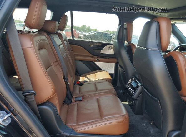 5LM5J7XC5PGL24499 2023 LINCOLN AVIATOR Black Rear interior view