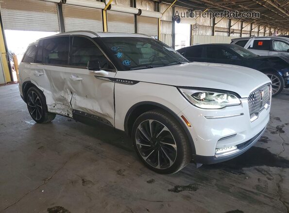 5LM5J7XC7LGL32632 2020 LINCOLN AVIATOR Белый Передняя правая четверть