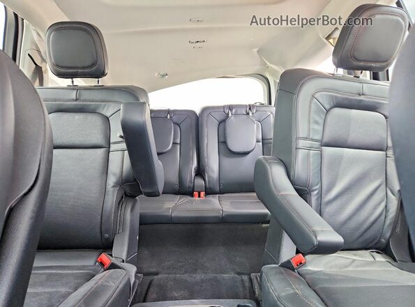 5LM5J7XC8SGL08810 2025 LINCOLN AVIATOR Синий Вид задних сидений