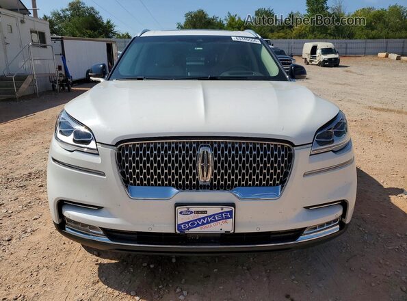 5LM5J7XC9LGL01608 2020 LINCOLN AVIATOR Белый Вид спереди