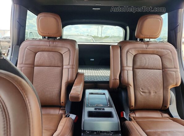 5LM5J7XC9PGL09519 2023 LINCOLN AVIATOR Black Հետևի նստատեղերի տեսք