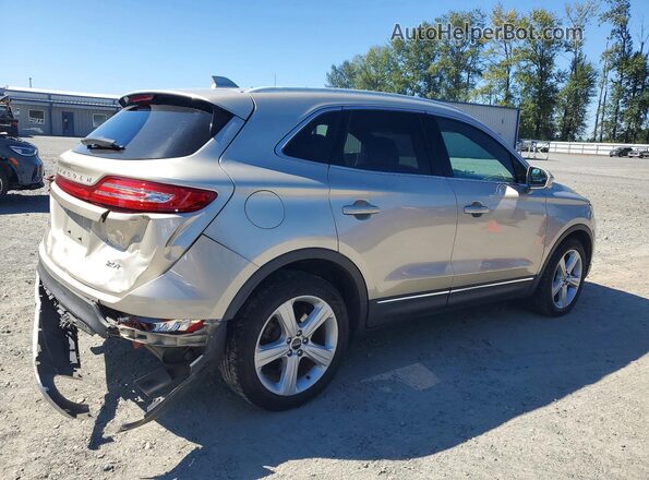 5LMCJ1C90HUL31510 2017 LINCOLN MKC Gold Rear right