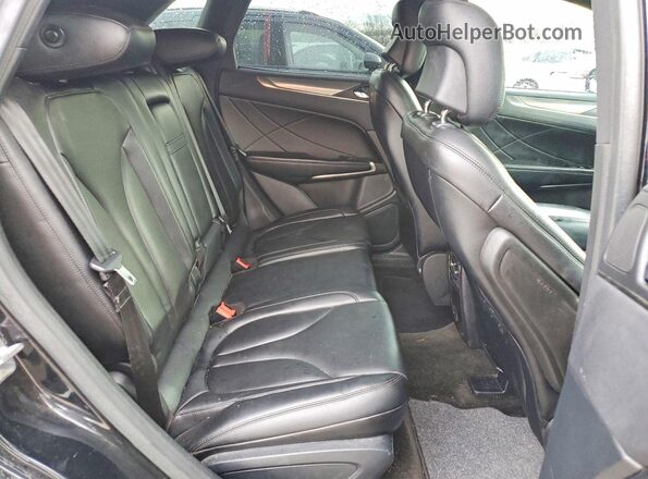 5LMCJ1C95GUJ27252 2016 LINCOLN MKC Черный Вид задней части салона