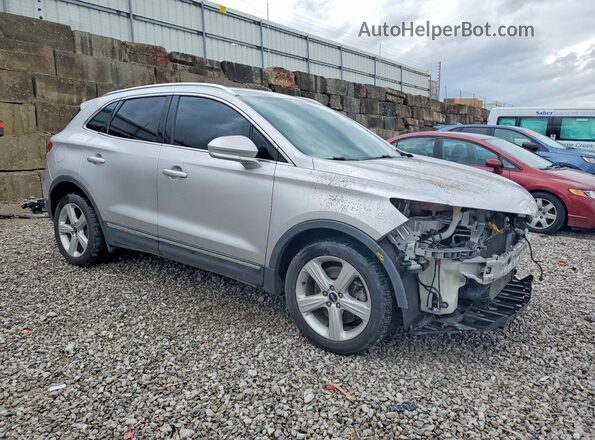 5LMCJ1C97GUJ00859 2016 LINCOLN MKC Серебряный Передняя правая четверть