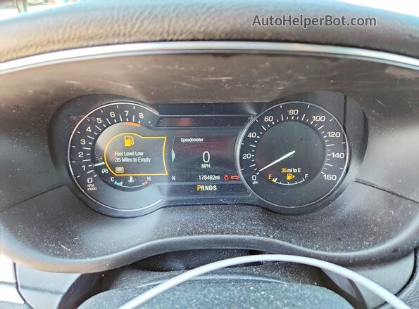 5LMCJ1C98HUL12042 2017 LINCOLN MKC Black Вид щитка приладів