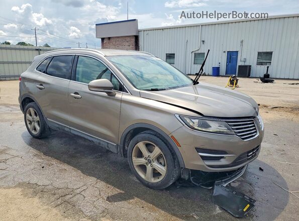 5LMCJ1C98HUL68529 2017 LINCOLN MKC Brown Front right
