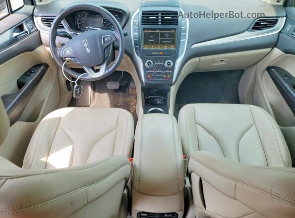 5LMCJ1C98HUL68529 2017 LINCOLN MKC Brown Dashboard view
