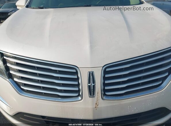 5LMCJ1C99JUL18700 2018 LINCOLN MKC White Front view