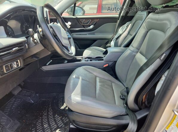 5LMCJ1C99LUL05481 2020 LINCOLN CORSAIR Silver წინა სალონის ხედი