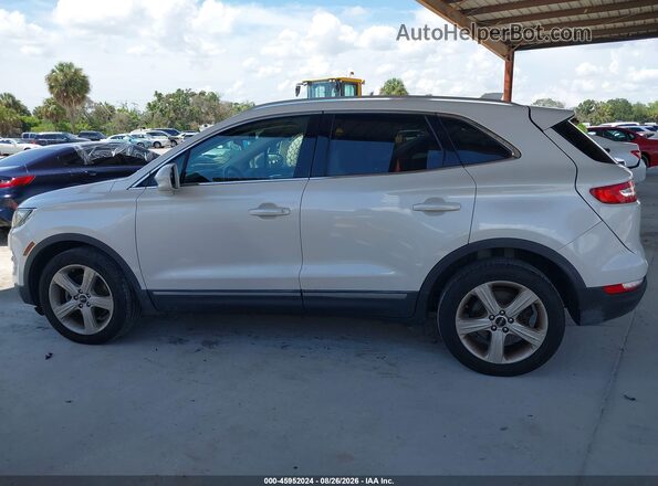 5LMCJ1C9XJUL00481 2018 LINCOLN MKC White სალონის 360-გრადუსიანი ხედი