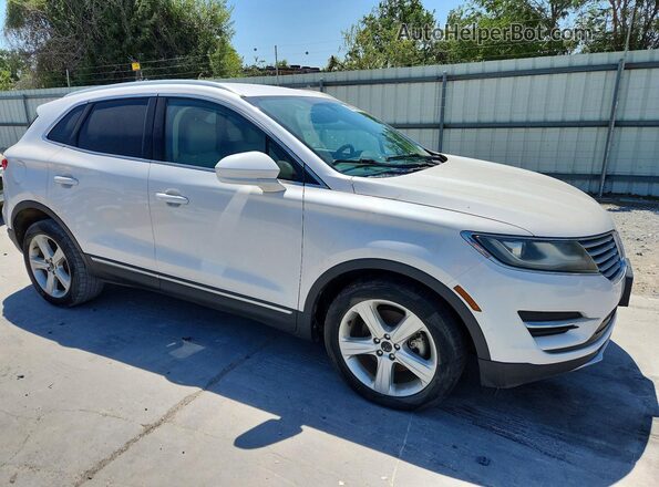 5LMCJ1C9XJUL08323 2018 LINCOLN MKC Белый Вид салона спереди