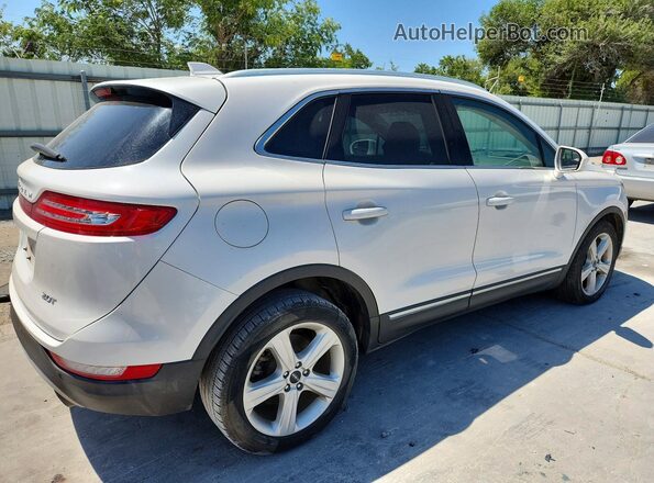 5LMCJ1C9XJUL08323 2018 LINCOLN MKC Белый Вид спереди