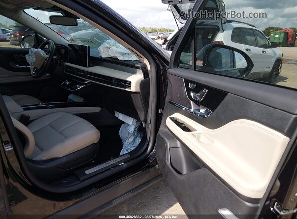 5LMCJ1CAXTUL05516 2026 LINCOLN CORSAIR Black Widok wnętrza z przodu