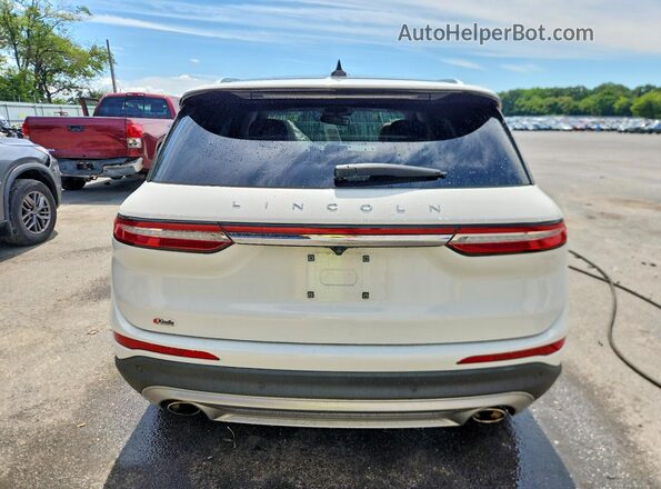 5LMCJ1D90NUL07587 2022 LINCOLN CORSAIR White Rear view
