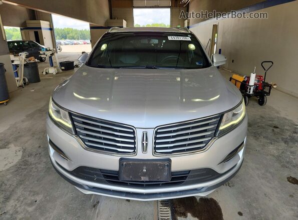 5LMCJ1D91JUL01016 2018 LINCOLN MKC Серебряный Вид спереди