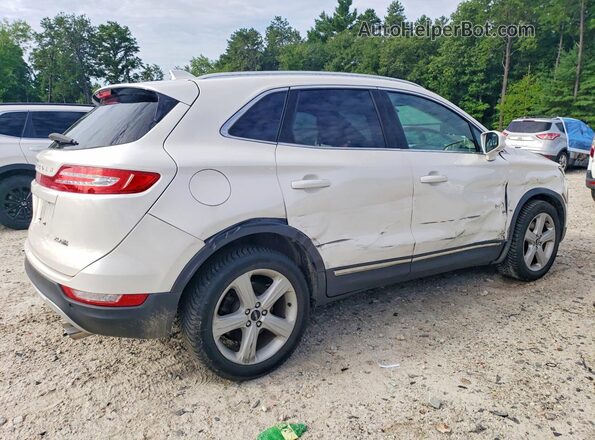5LMCJ1D93GUJ20749 2016 LINCOLN MKC White უკანა მარჯვენა