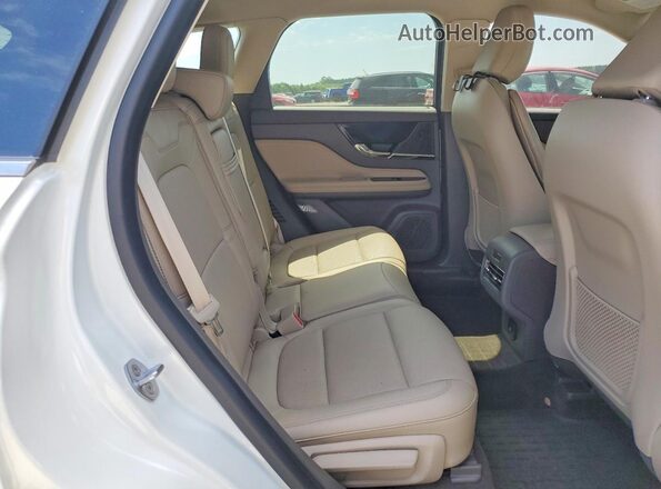5LMCJ1D93MUL00485 2021 LINCOLN CORSAIR White Հետևի նստատեղերի տեսք