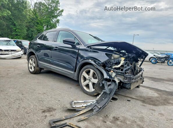 5LMCJ1D95HUL31694 2017 LINCOLN MKC Black Front right