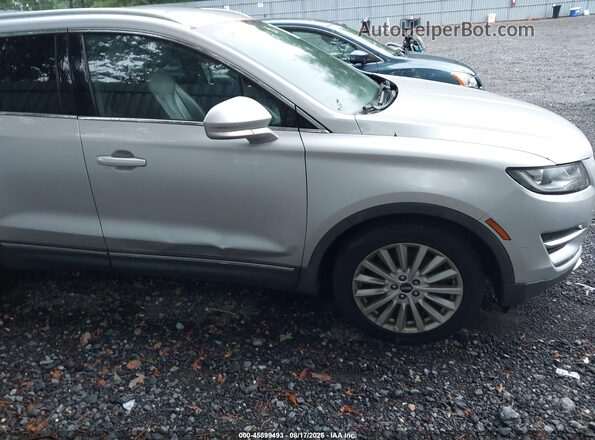 5LMCJ1D95KUL46736 2019 LINCOLN MKC Silver Вид спереду