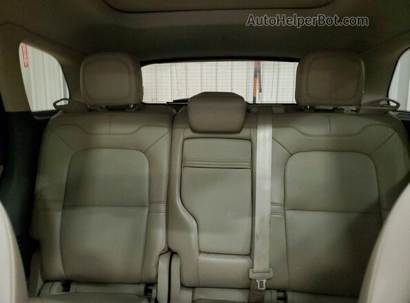 5LMCJ1D98LUL00805 2020 LINCOLN CORSAIR Blue Widok tylnych siedzeń