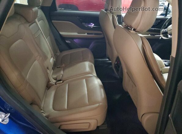 5LMCJ1D98LUL00805 2020 LINCOLN CORSAIR Blue Widok wnętrza z tyłu