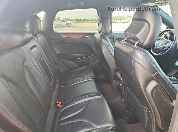 5LMCJ2C90HUL12719 2017 LINCOLN MKC Черный 