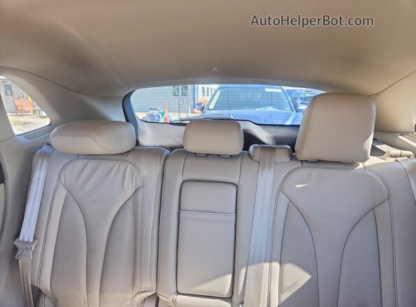 5LMCJ2C90JUL08725 2018 LINCOLN MKC Blue Rear seats view