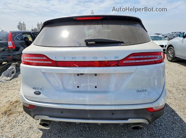 5LMCJ2C94HUL69389 2017 LINCOLN MKC White Widok z tyłu