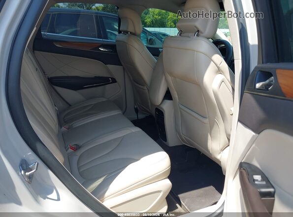5LMCJ2C95KUL04476 2019 LINCOLN MKC Black VIN კოდის სტიკერის ხედი