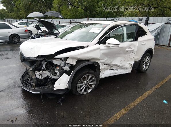 5LMCJ2C97JUL12948 2018 LINCOLN MKC Белый Передняя левая четверть