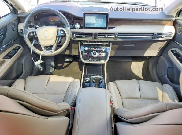 5LMCJ2C97NUL10848 2022 LINCOLN CORSAIR Red Widok deski rozdzielczej