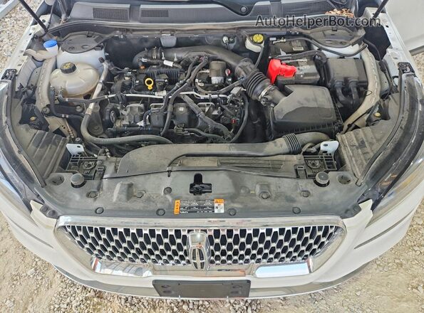 5LMCJ2C98MUL05463 2021 LINCOLN CORSAIR White Vista del compartimento del motor