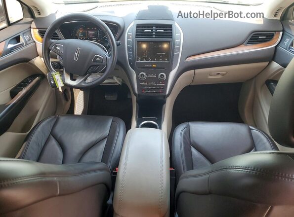 5LMCJ2C9XKUL37330 2019 LINCOLN MKC Серый Вид панели приборов