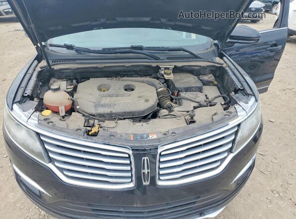 5LMCJ2D93HUL67874 2017 LINCOLN MKC Black Engine compartment view