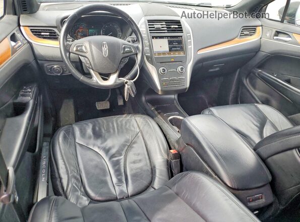 5LMCJ2D96JUL00157 2018 LINCOLN MKC Gray Dashboard view