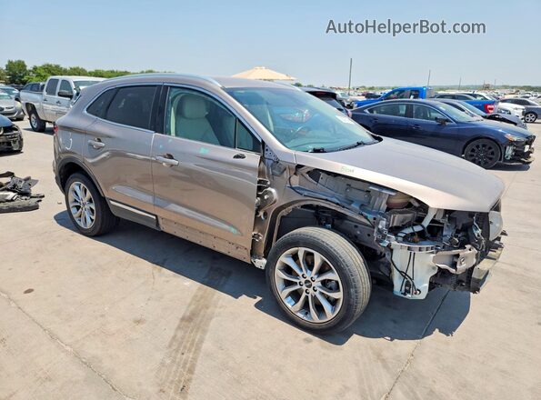 5LMCJ2D97KUL53211 2019 LINCOLN MKC Tan Delantero derecho