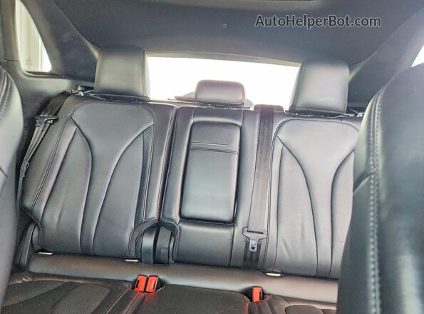 5LMCJ2D9XGUJ10676 2016 LINCOLN MKC Silver Հետևի նստատեղերի տեսք
