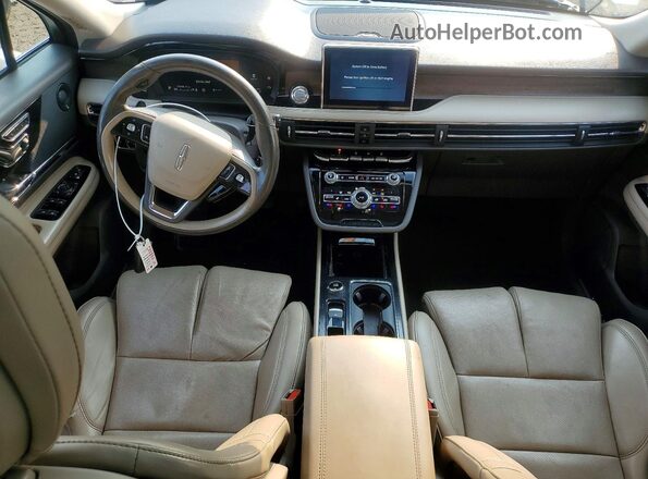 5LMCJ2DH8LUL21859 2020 LINCOLN CORSAIR White Dashboard view