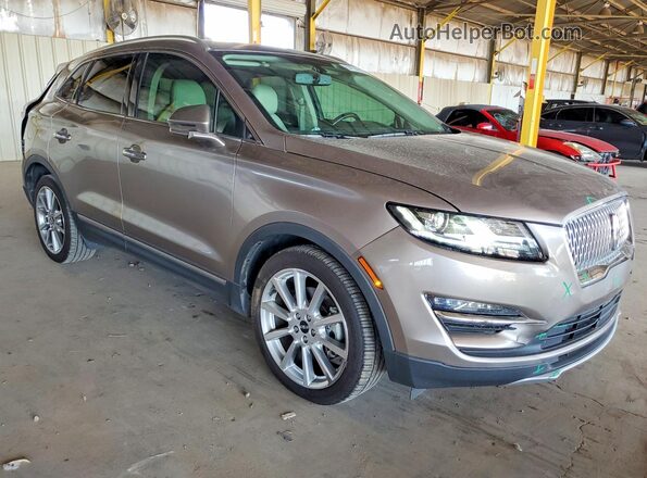 5LMCJ3C94KUL13448 2019 LINCOLN MKC Brown Przód prawy