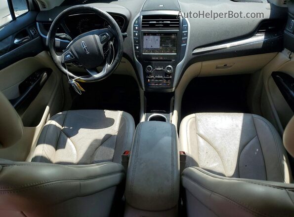 5LMCJ3C94KUL27768 2019 LINCOLN MKC White Вид панелі приладів