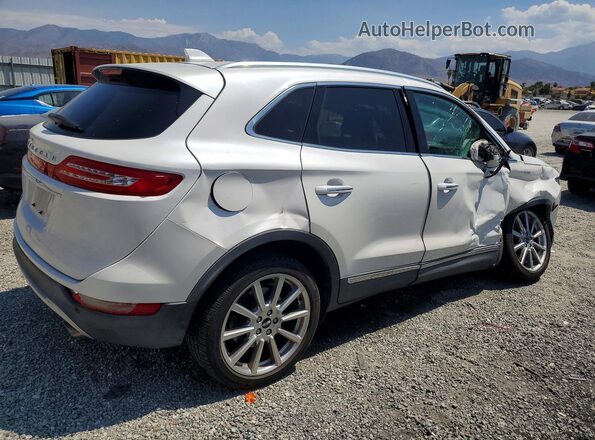 5LMCJ3C94KUL27768 2019 LINCOLN MKC White Задня права чверть