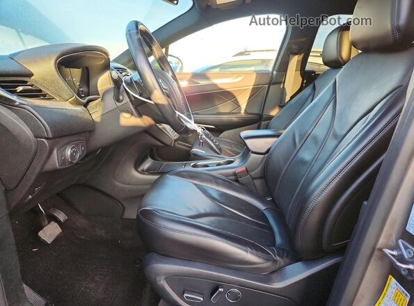 5LMCJ3C96HUL13797 2017 LINCOLN MKC Silver Widok wnętrza z przodu