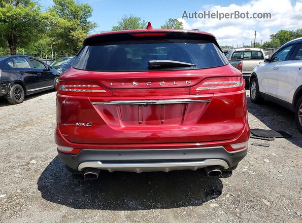 5LMCJ3C97KUL50252 2019 LINCOLN MKC Red Front interior view