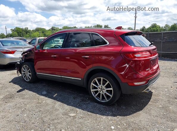 5LMCJ3C97KUL50252 2019 LINCOLN MKC Red Rear right
