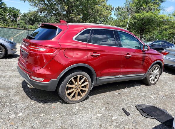 5LMCJ3C97KUL50252 2019 LINCOLN MKC Red Front right